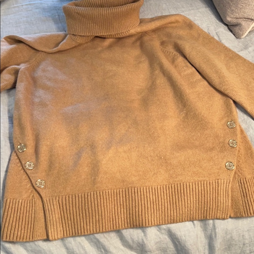 Light brown turtleneck
